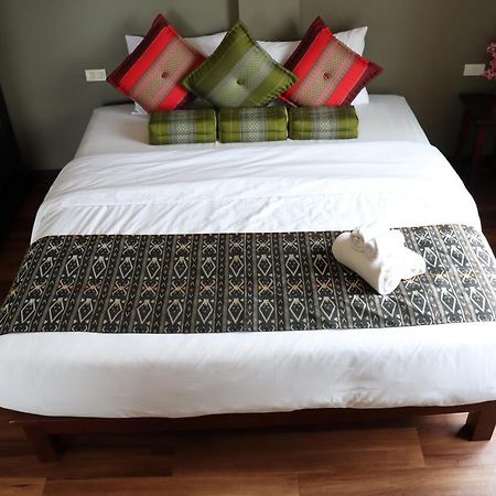 Phonethip Plaza Hotel Vientiane Bagian luar foto