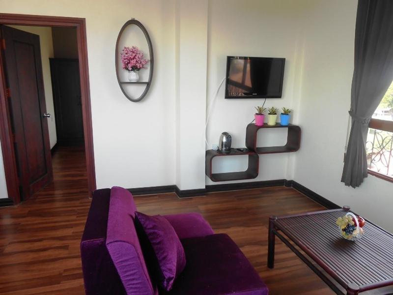 Phonethip Plaza Hotel Vientiane Bagian luar foto