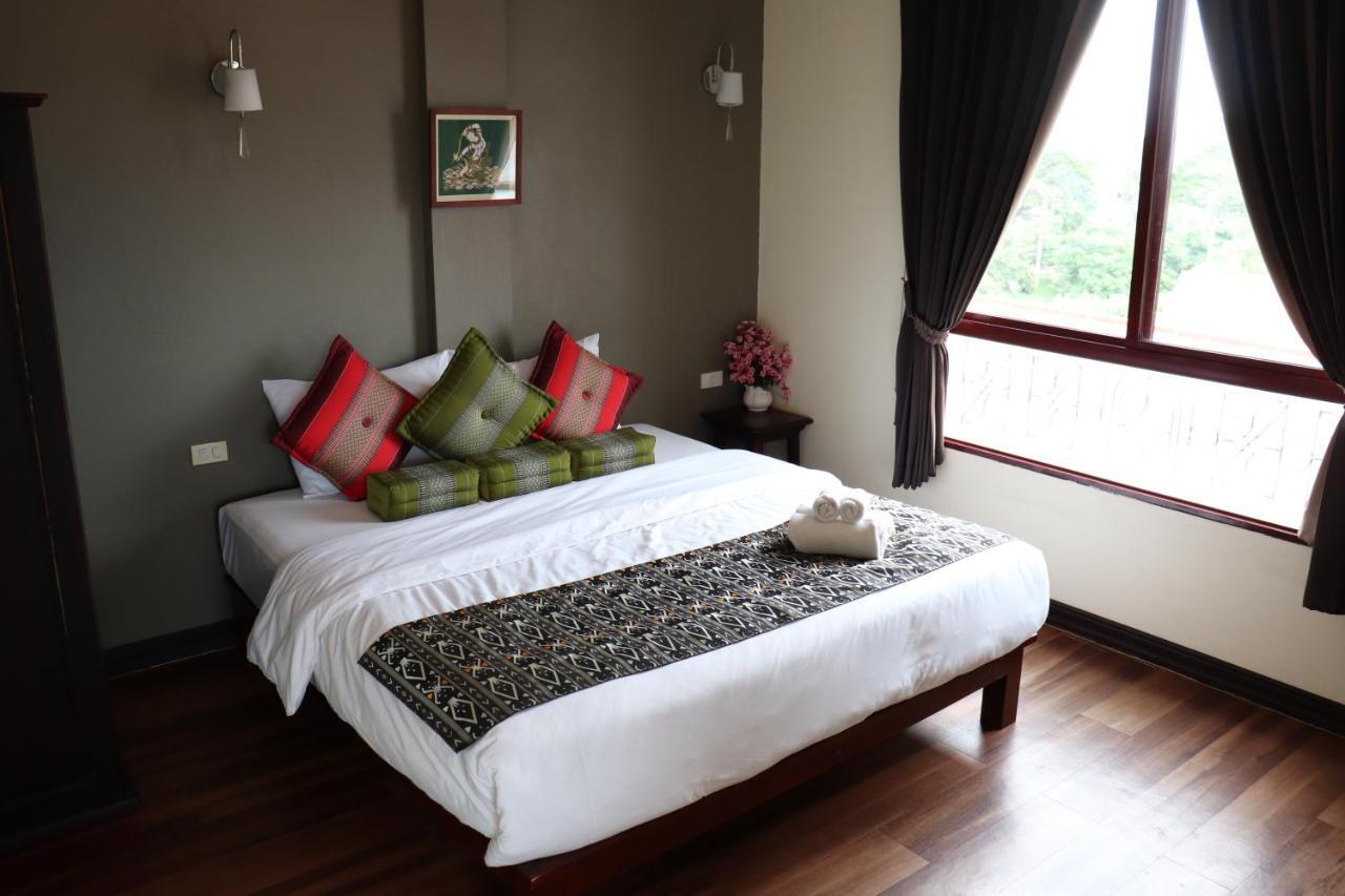 Phonethip Plaza Hotel Vientiane Bagian luar foto